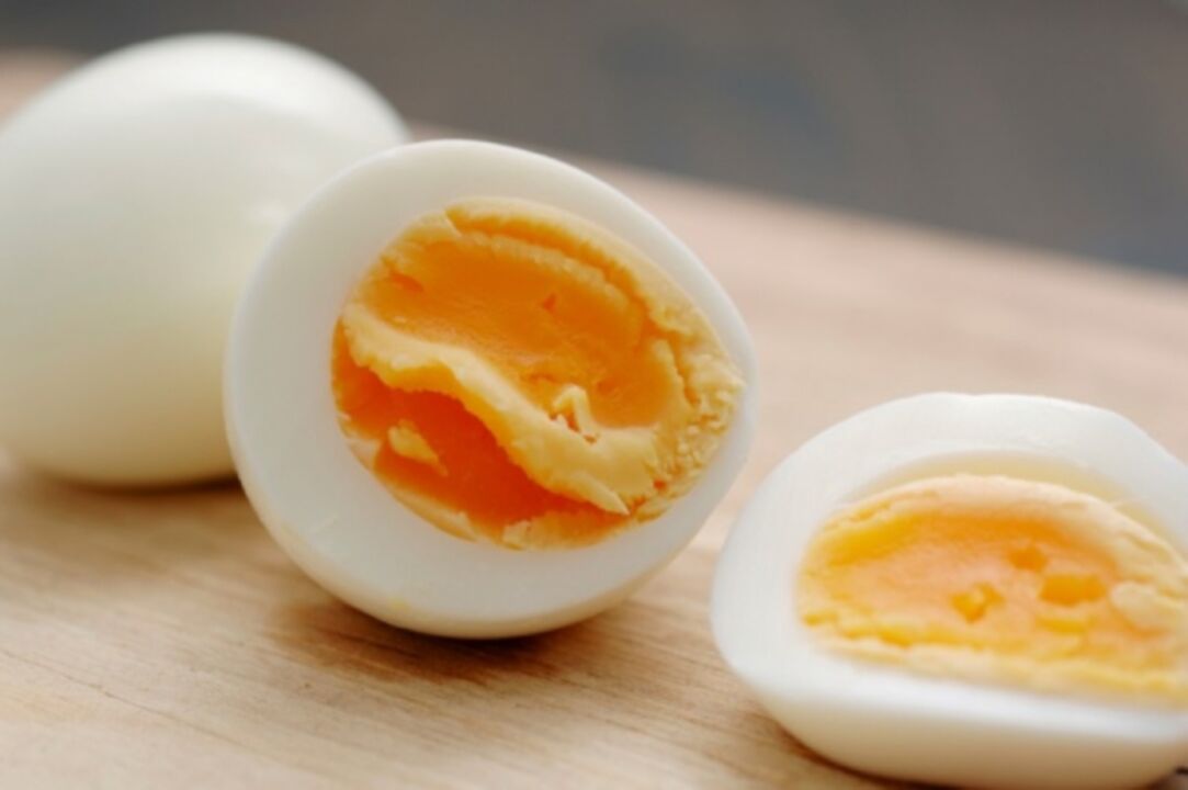 ovos cozidos para a dieta japonesa
