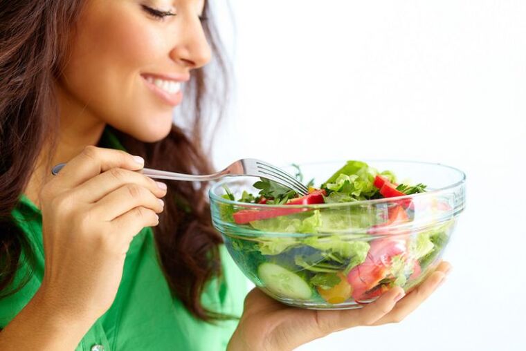 comer salada de legumes para emagrecer
